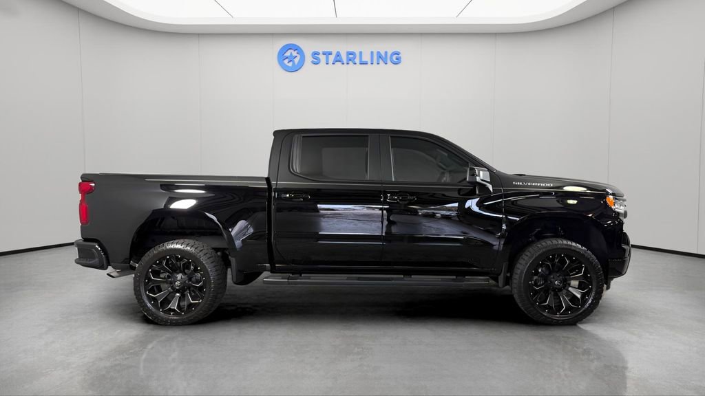 Used 2025 Chevrolet Silverado 1500 RST w/ Convenience Package II AWD/4WD image 11