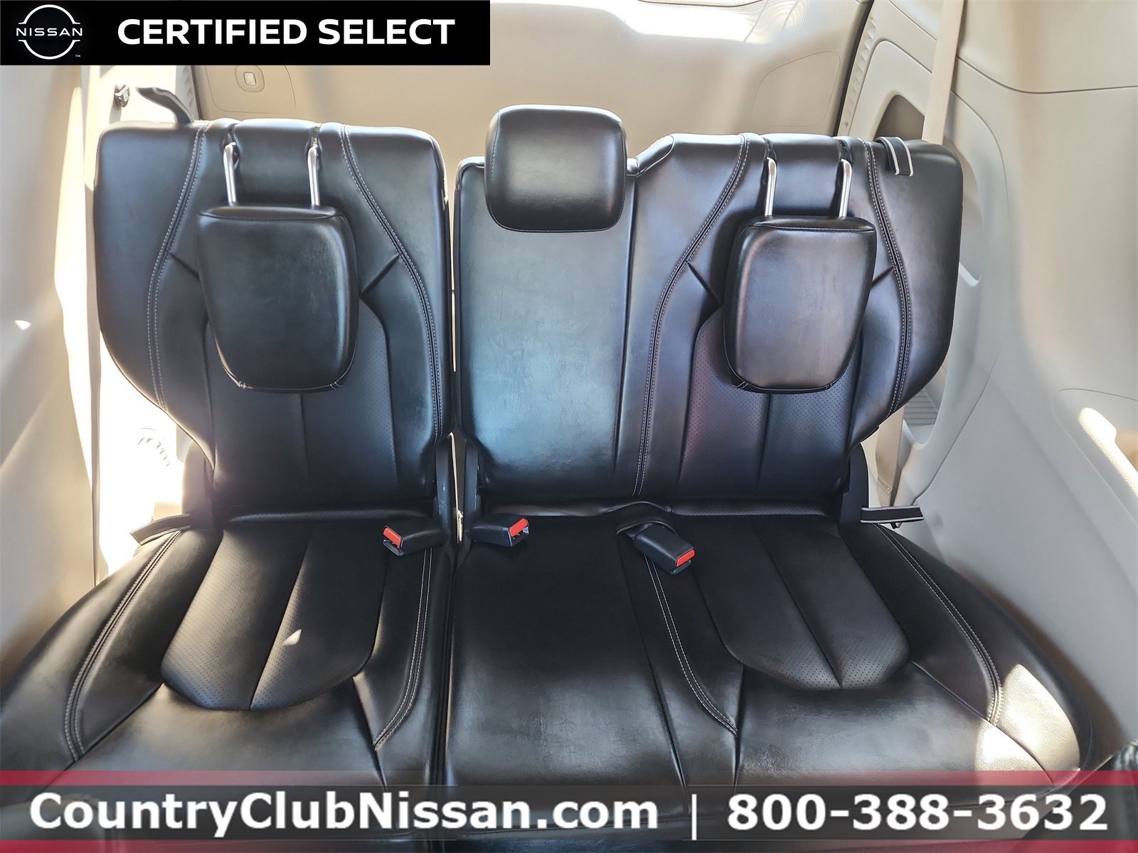 Used 2024 Chrysler Pacifica Touring-L image 26