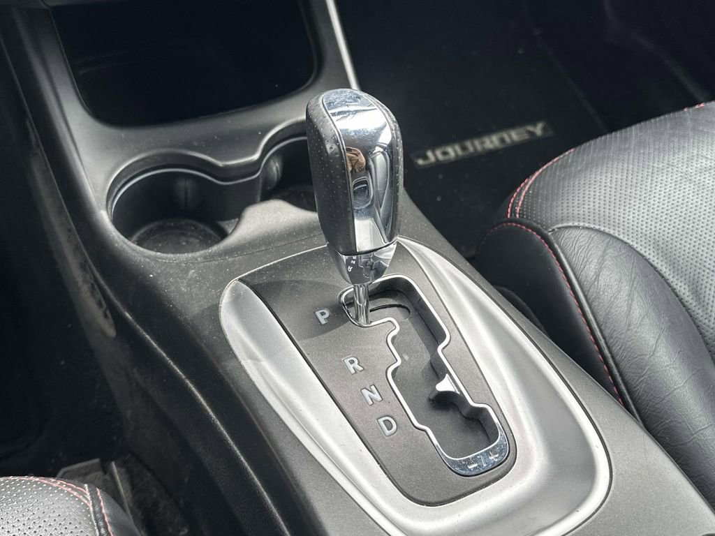 Used 2014 Dodge Journey R/T image 29