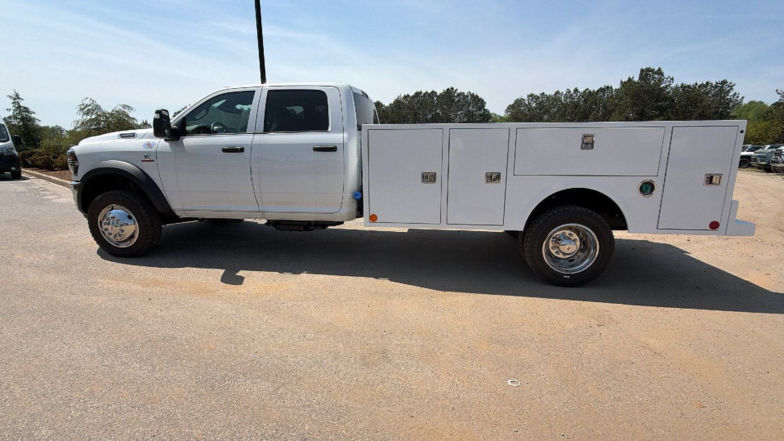 New 2026 RAM 4500 Tradesman w/ Chrome Appearance Group AWD/4WD image 11