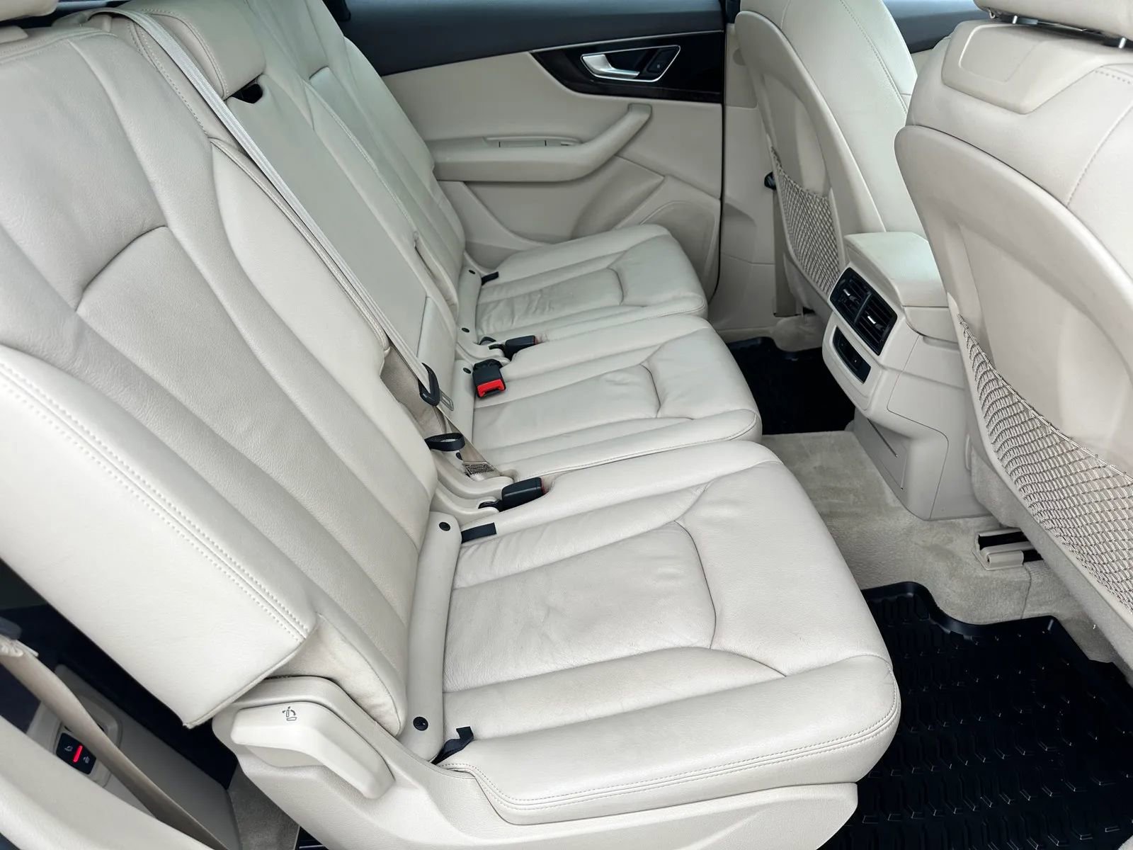 Used 2017 Audi Q7 3.0T Premium Plus image 21