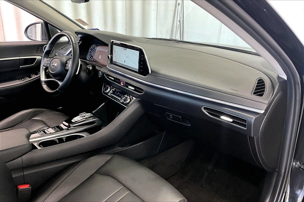 Used 2022 Hyundai Sonata Limited FWD image 25