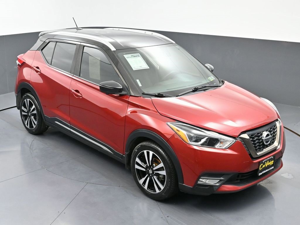 Used 2019 Nissan Kicks SR image 39