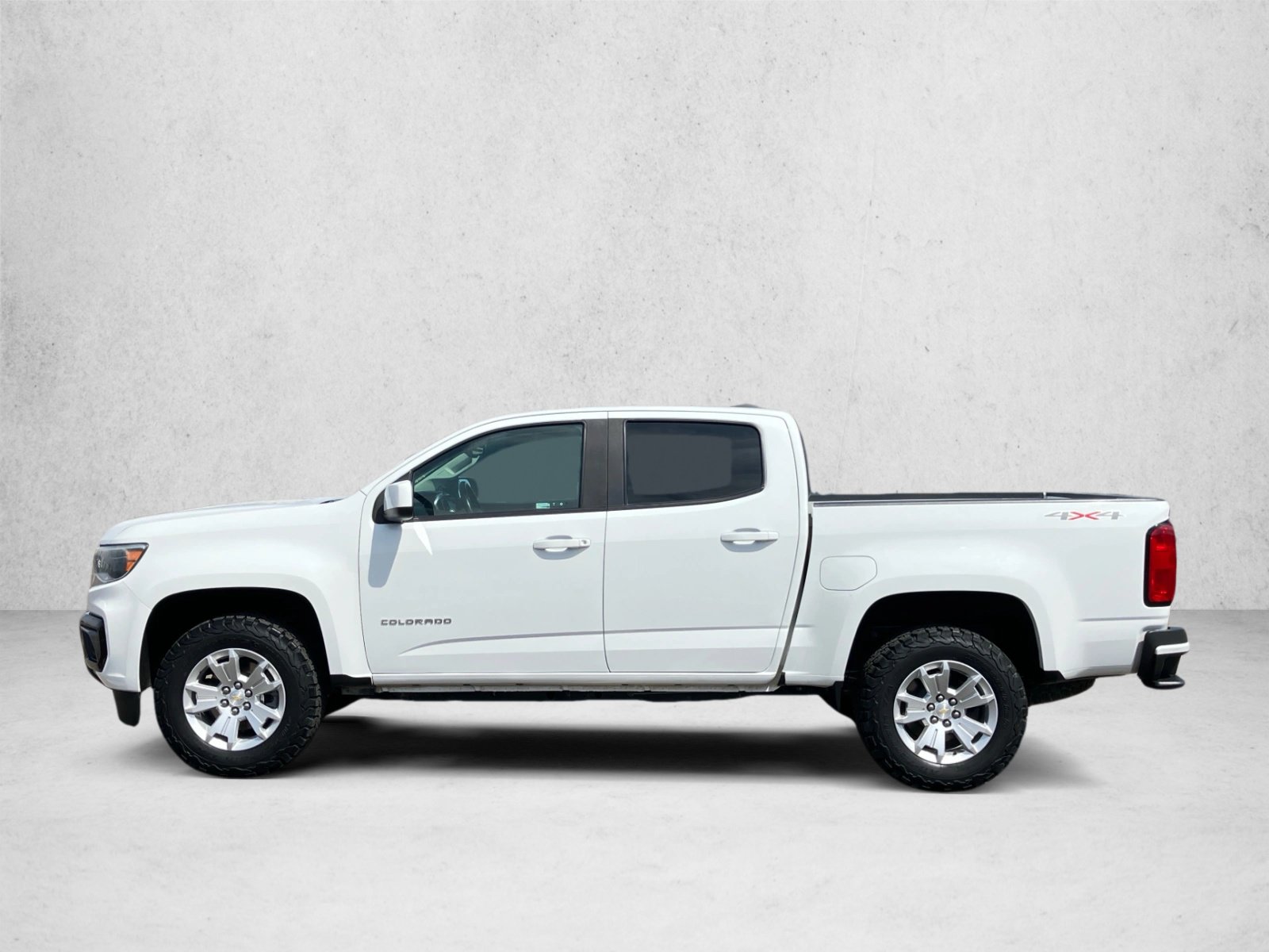 Used 2022 Chevrolet Colorado LT w/ Safety Package AWD/4WD image 8