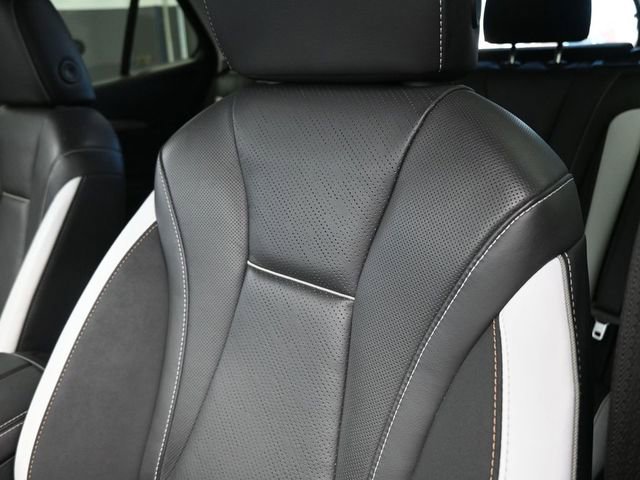 Used 2024 Buick Envision Sport Touring image 18