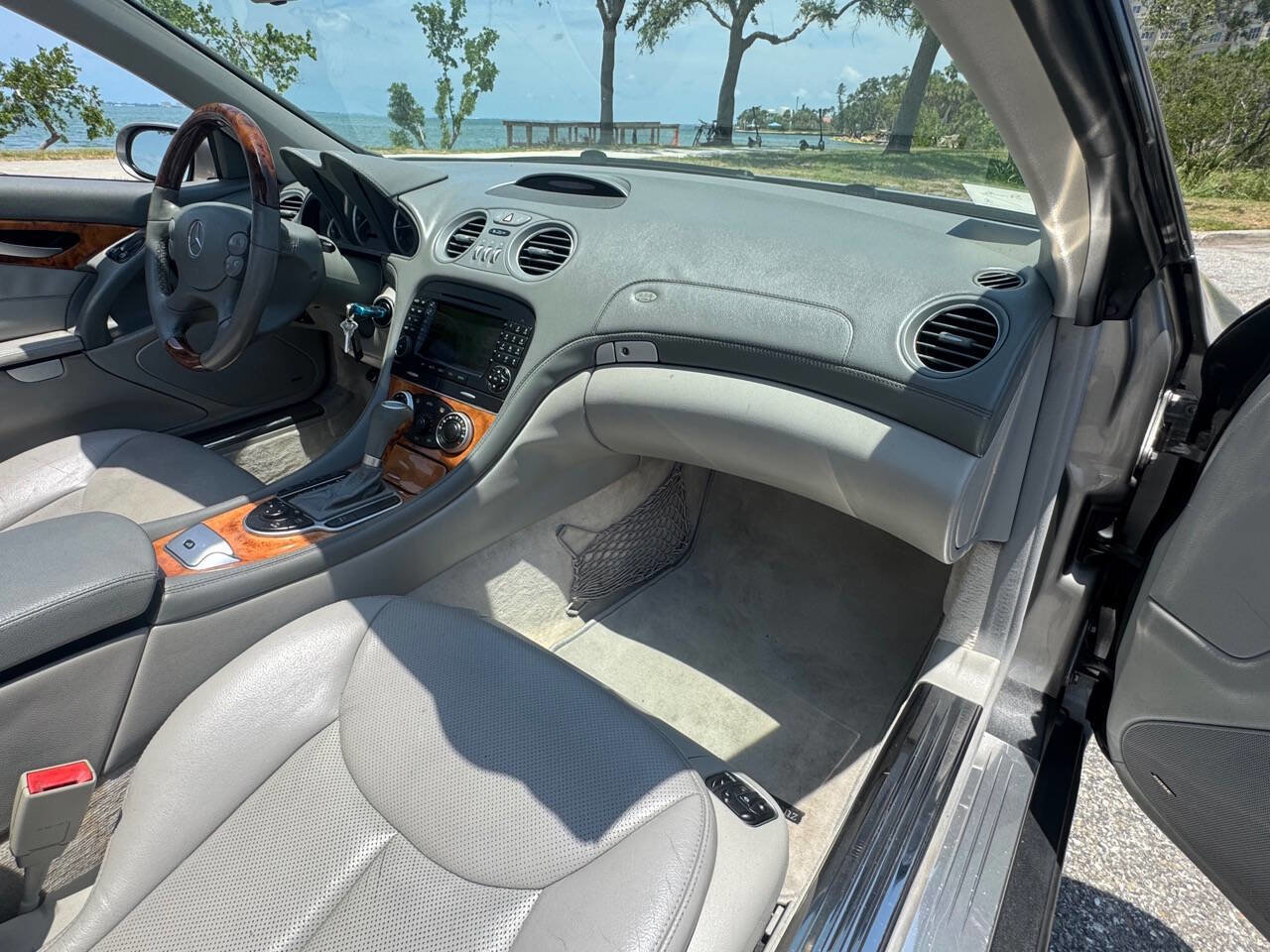 Used 2007 Mercedes-Benz SL 550 image 79