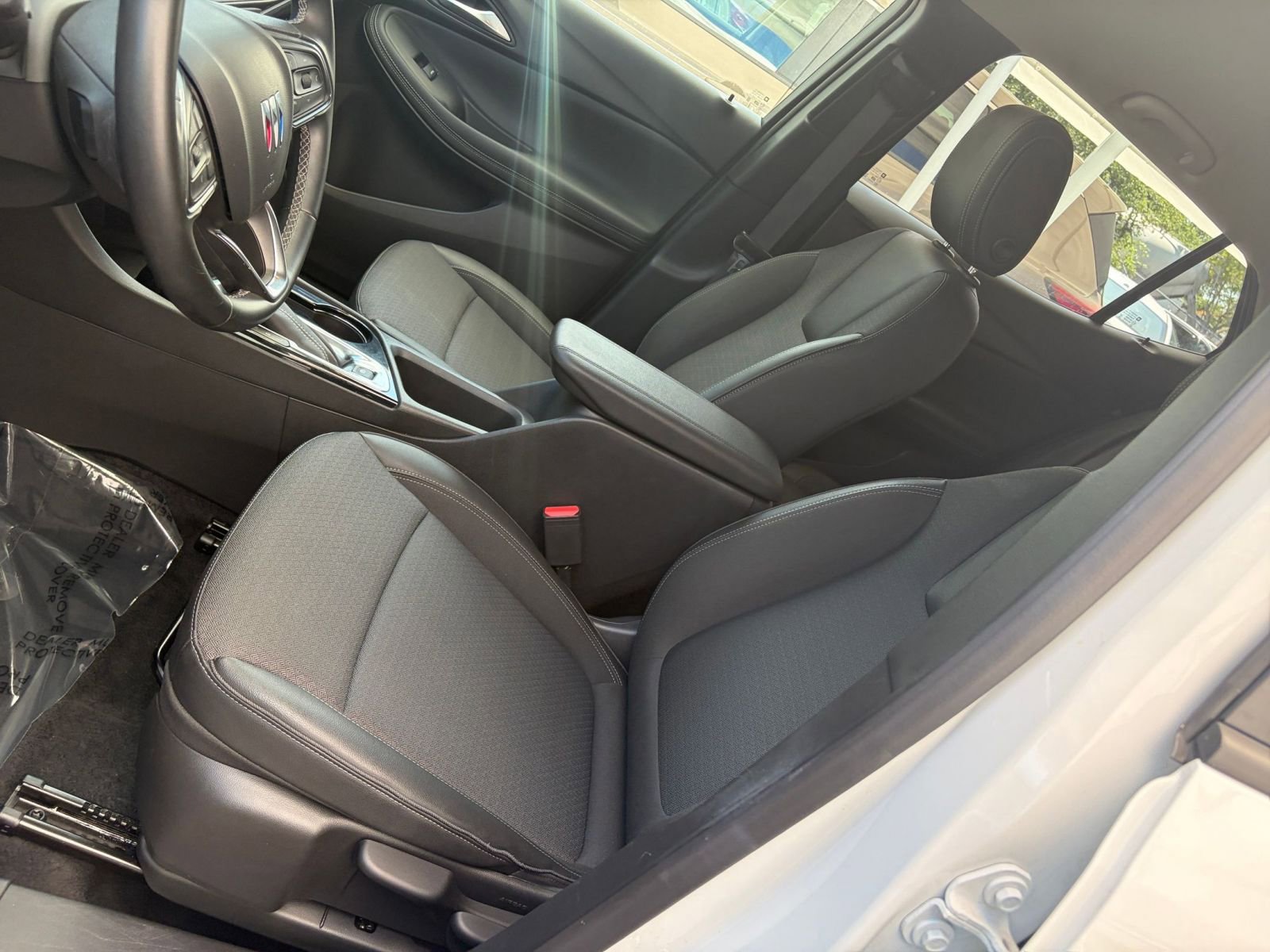 Used 2025 Buick Encore GX Preferred FWD image 35