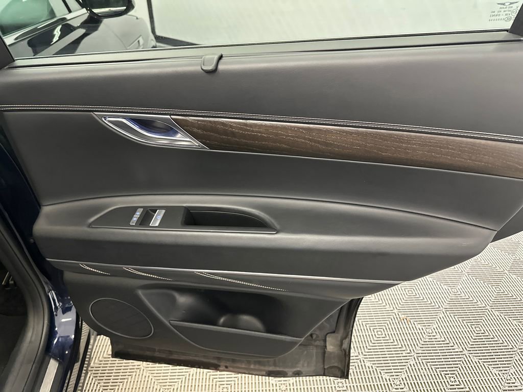 Used 2024 Genesis GV80 2.5T AWD/4WD image 18