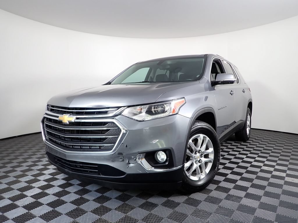 Used 2018 Chevrolet Traverse LT FWD image 2