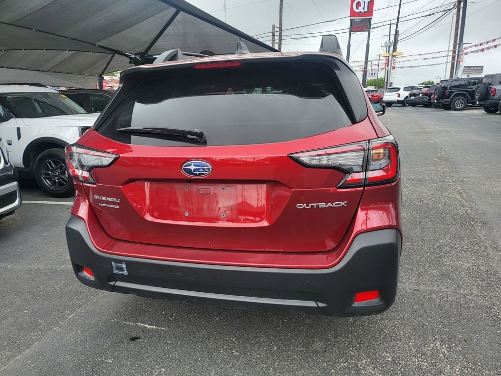 Used 2025 Subaru Outback Premium image 7