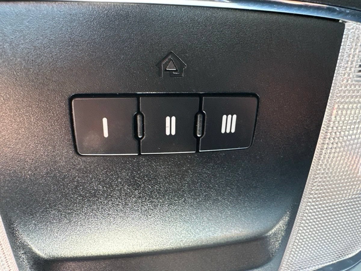 Used 2018 Dodge Charger R/T Scat Pack RWD image 27