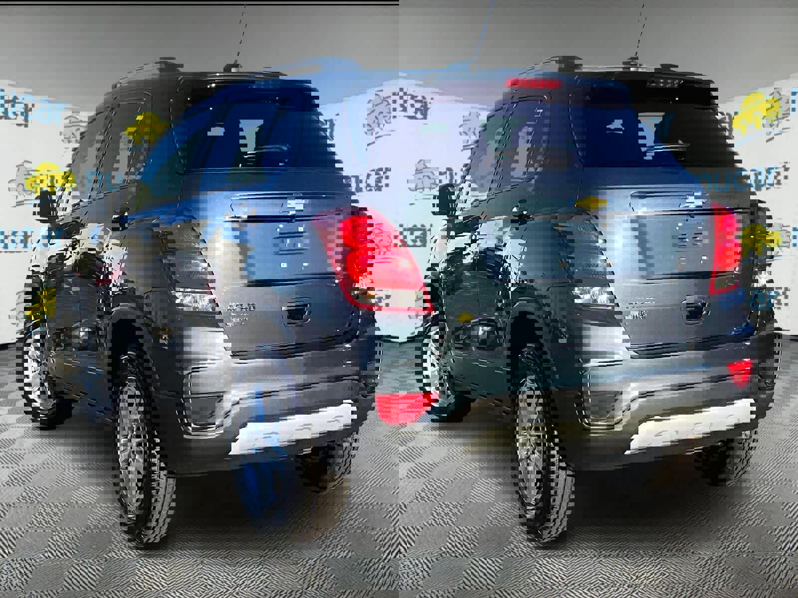 Used 2022 Chevrolet Trax LT image 4