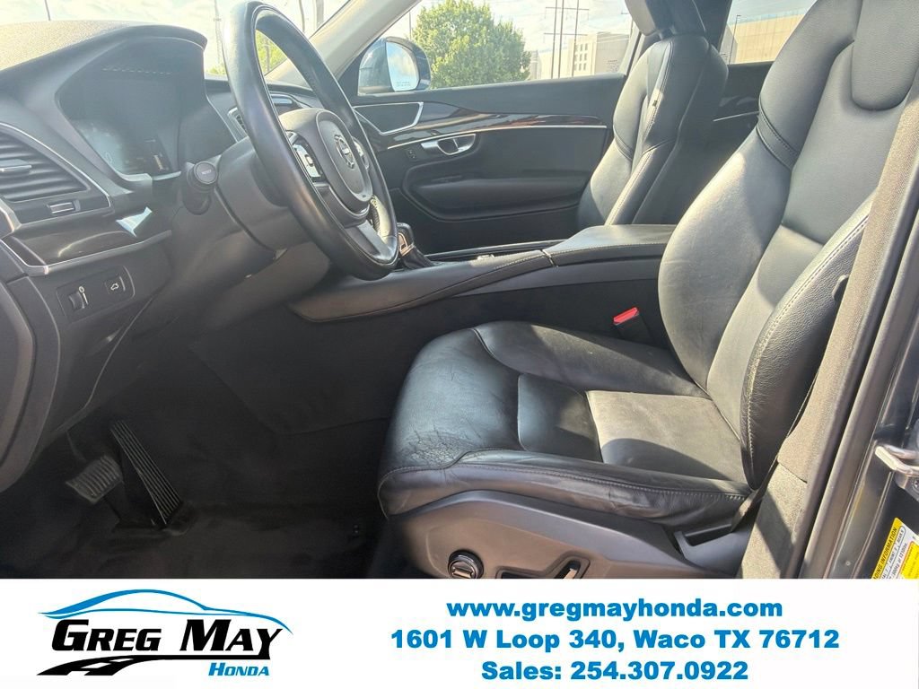 Used 2019 Volvo XC90 T5 Momentum w/ Protection Package Premier FWD image 13