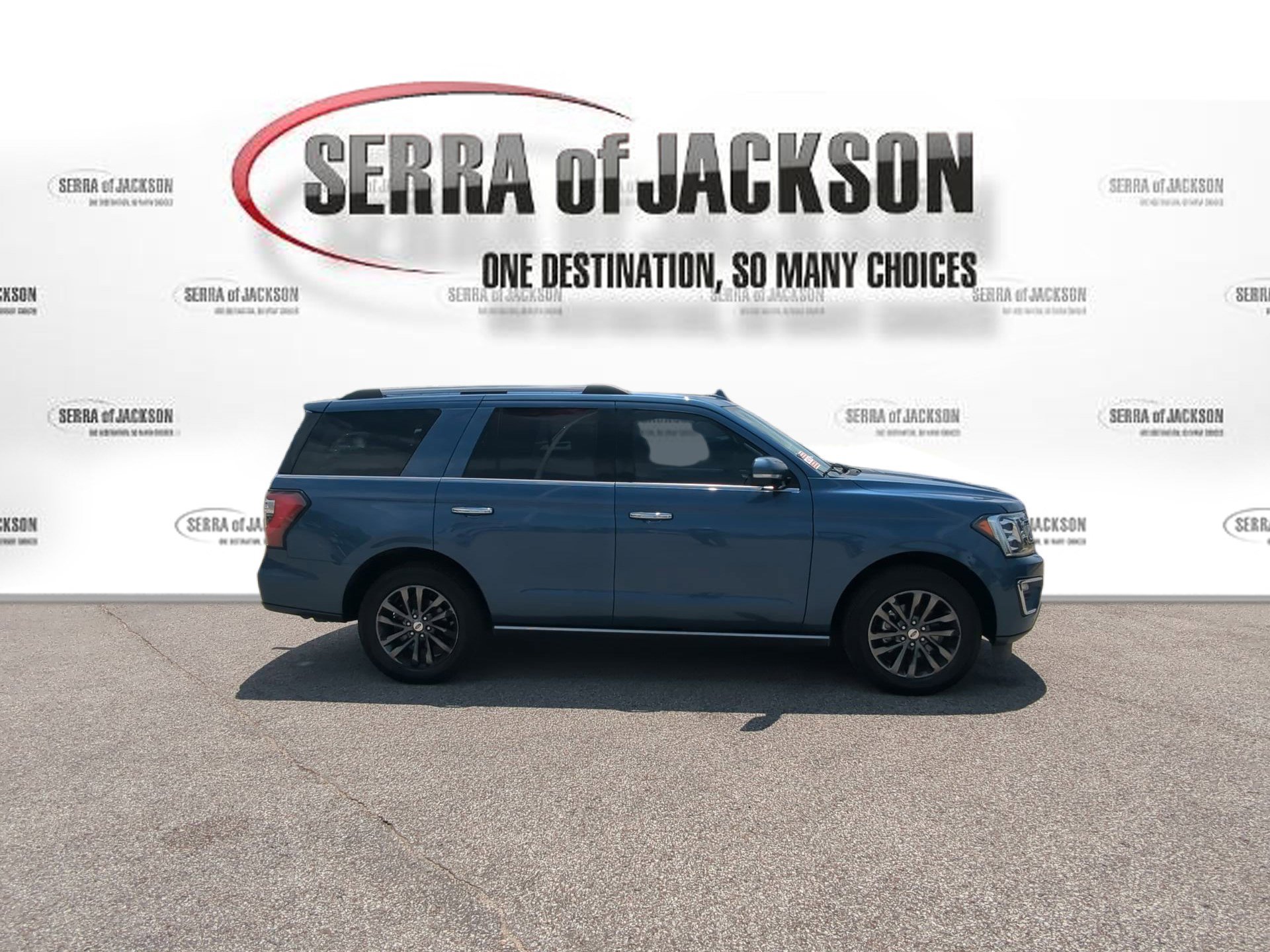 Used 2019 Ford Expedition Limited w/ Equipment Group 301A RWD image 9