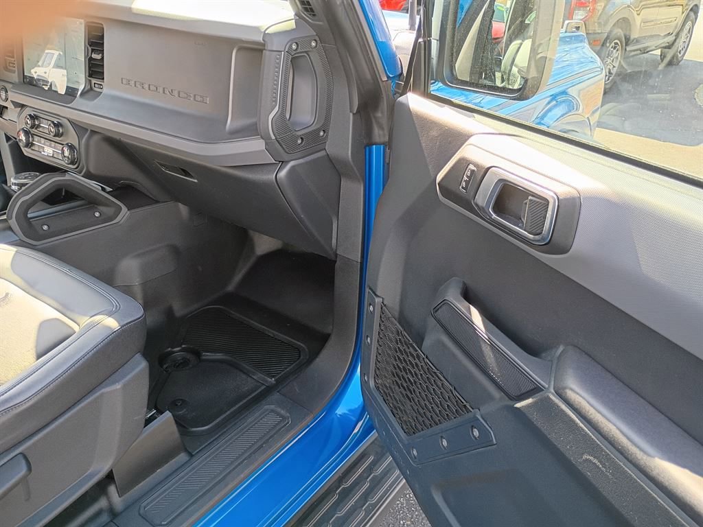 Used 2024 Ford Bronco Big Bend w/ Sasquatch Package image 9