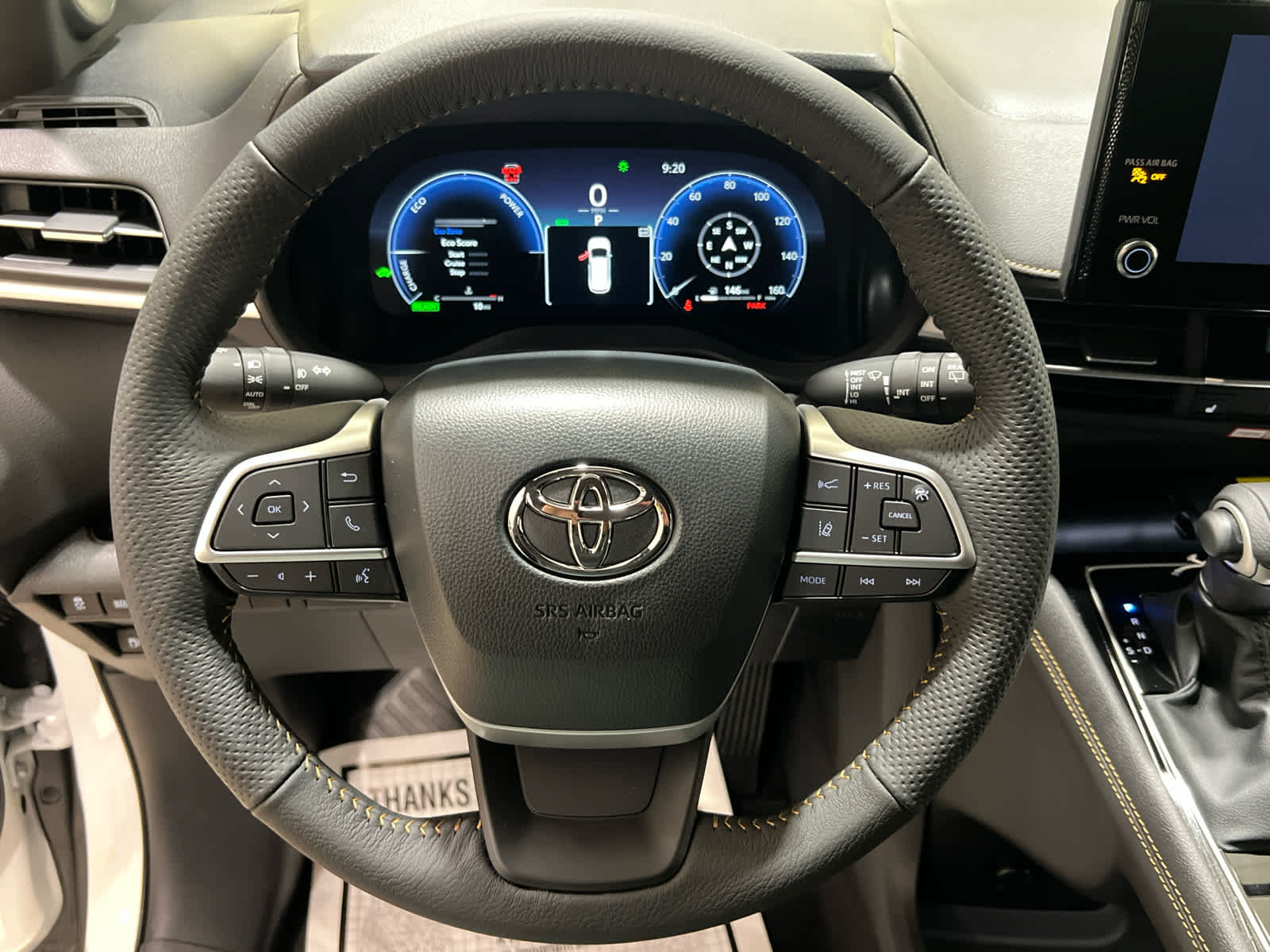 New 2026 Toyota Sienna XLE Woodland Edition AWD/4WD image 18