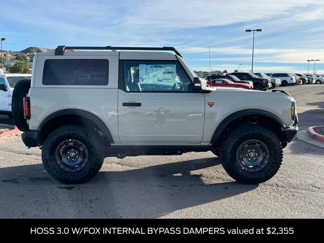 New 2025 Ford Bronco Badlands image 7