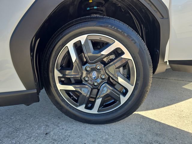 Certified 2025 Subaru Forester Limited image 29