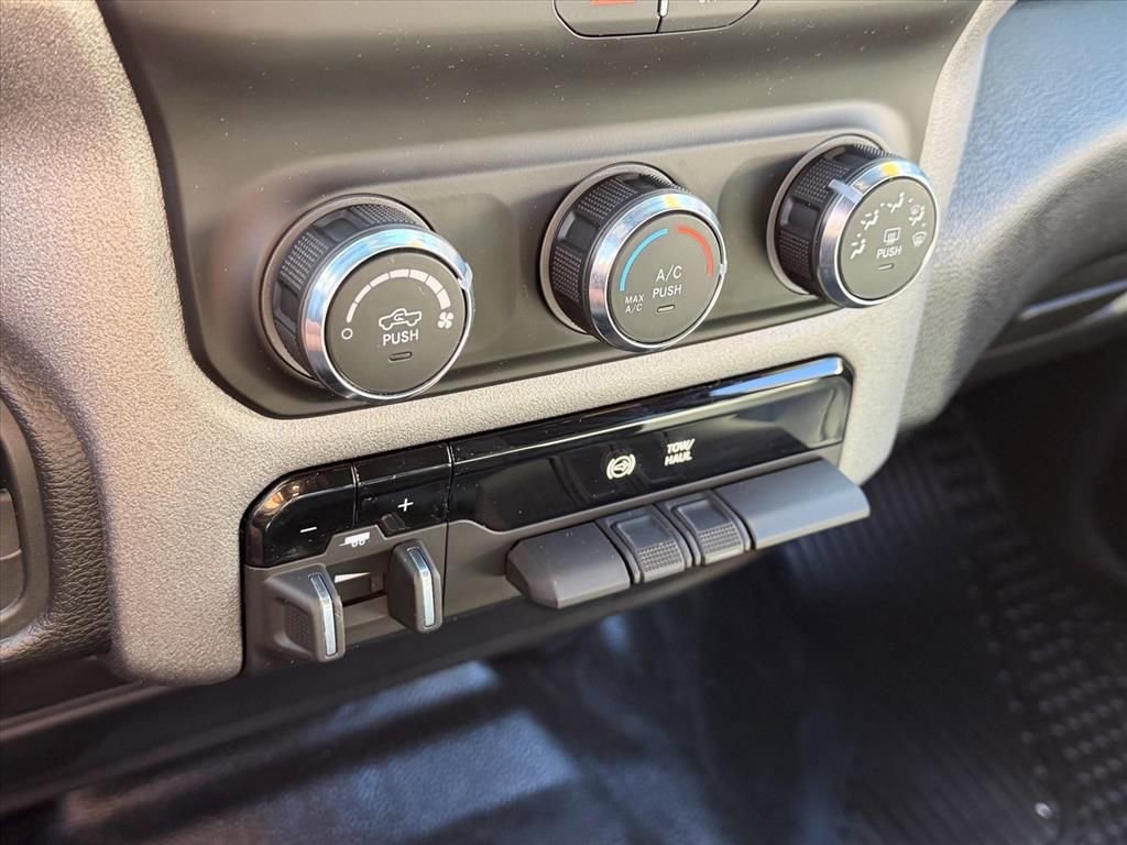 Used 2024 RAM 3500 Tradesman AWD/4WD image 19