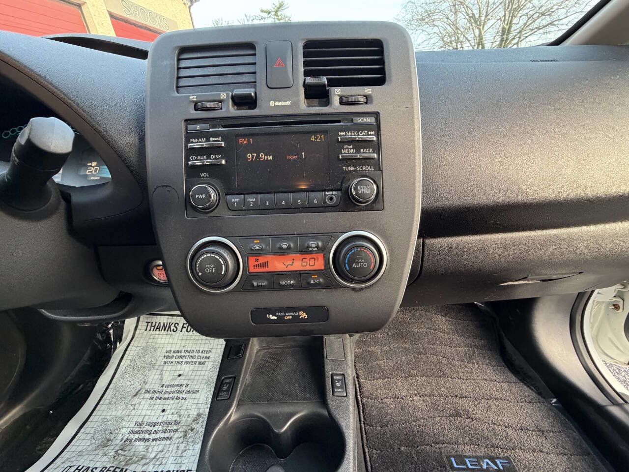 Used 2015 Nissan Leaf S w/ Charge Package image 40