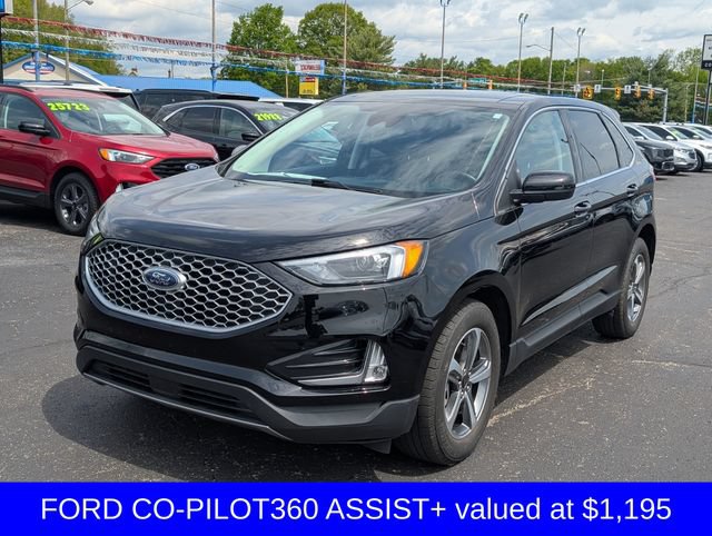 Used 2023 Ford Edge SEL w/ Convenience Package AWD/4WD image 4