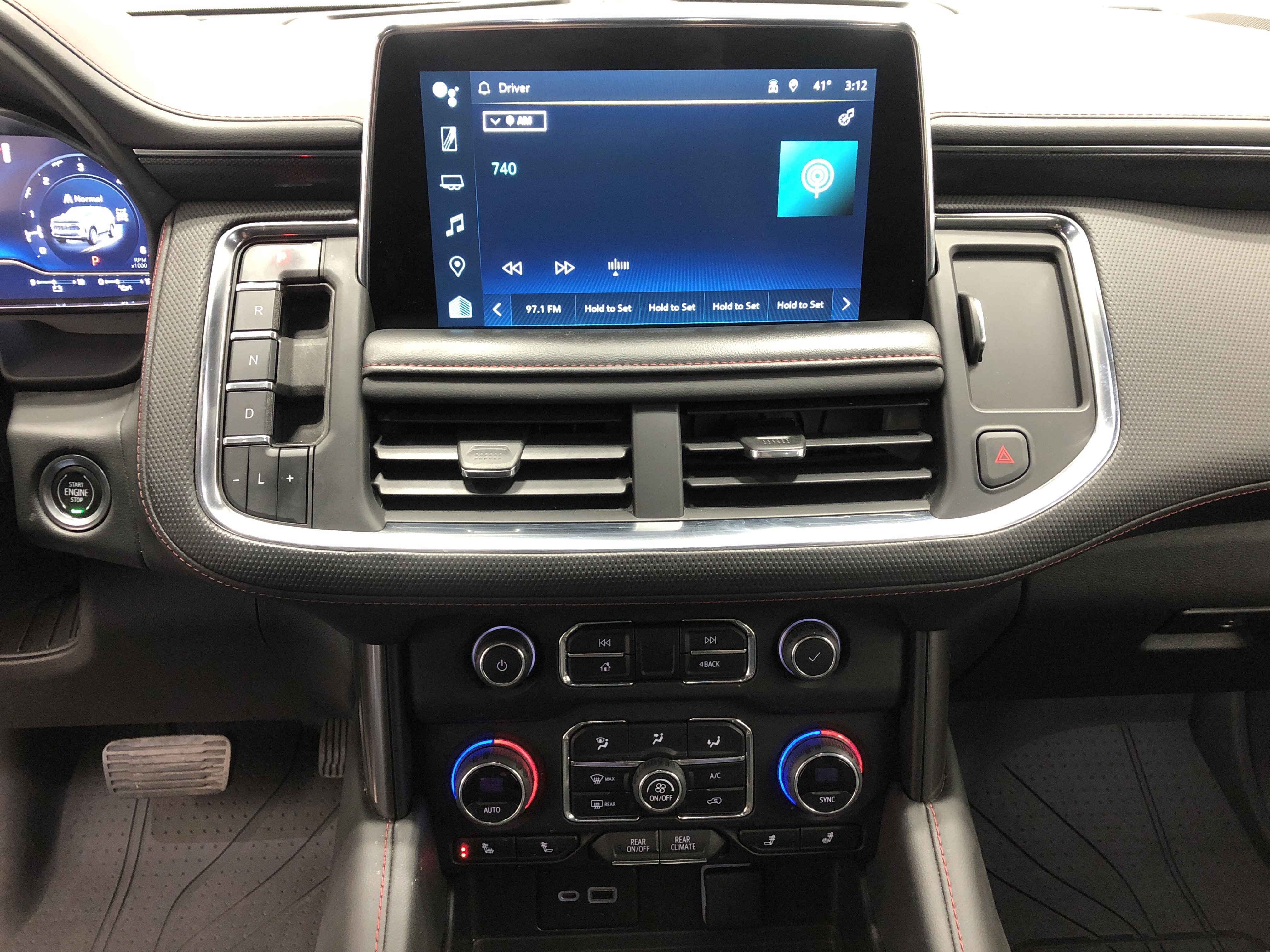 Used 2022 Chevrolet Tahoe RST w/ Sport Performance Package image 26