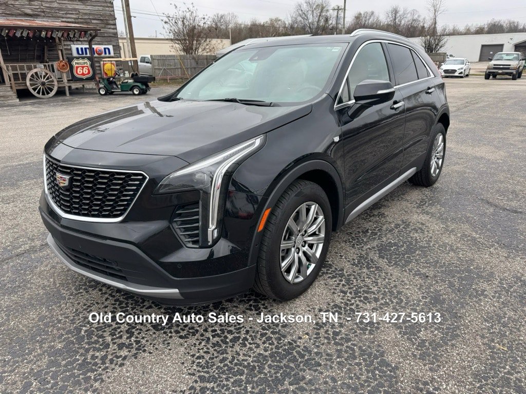 Used 2020 Cadillac XT4 Premium Luxury FWD image 2