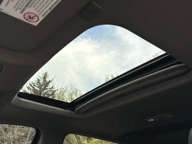 Used 2023 GMC Sierra 2500 Denali w/ Denali Ultimate Package image 24