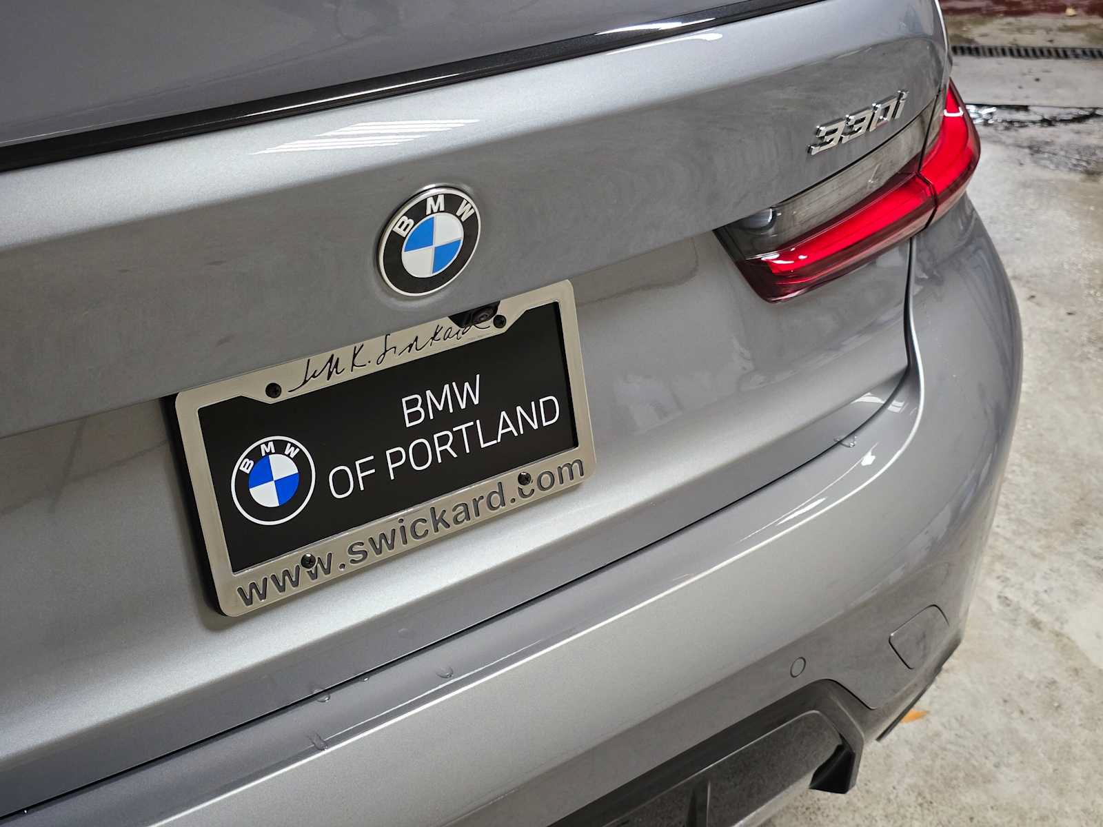 Used 2026 BMW 330i xDrive Sedan w/ M Sport Package AWD/4WD image 16