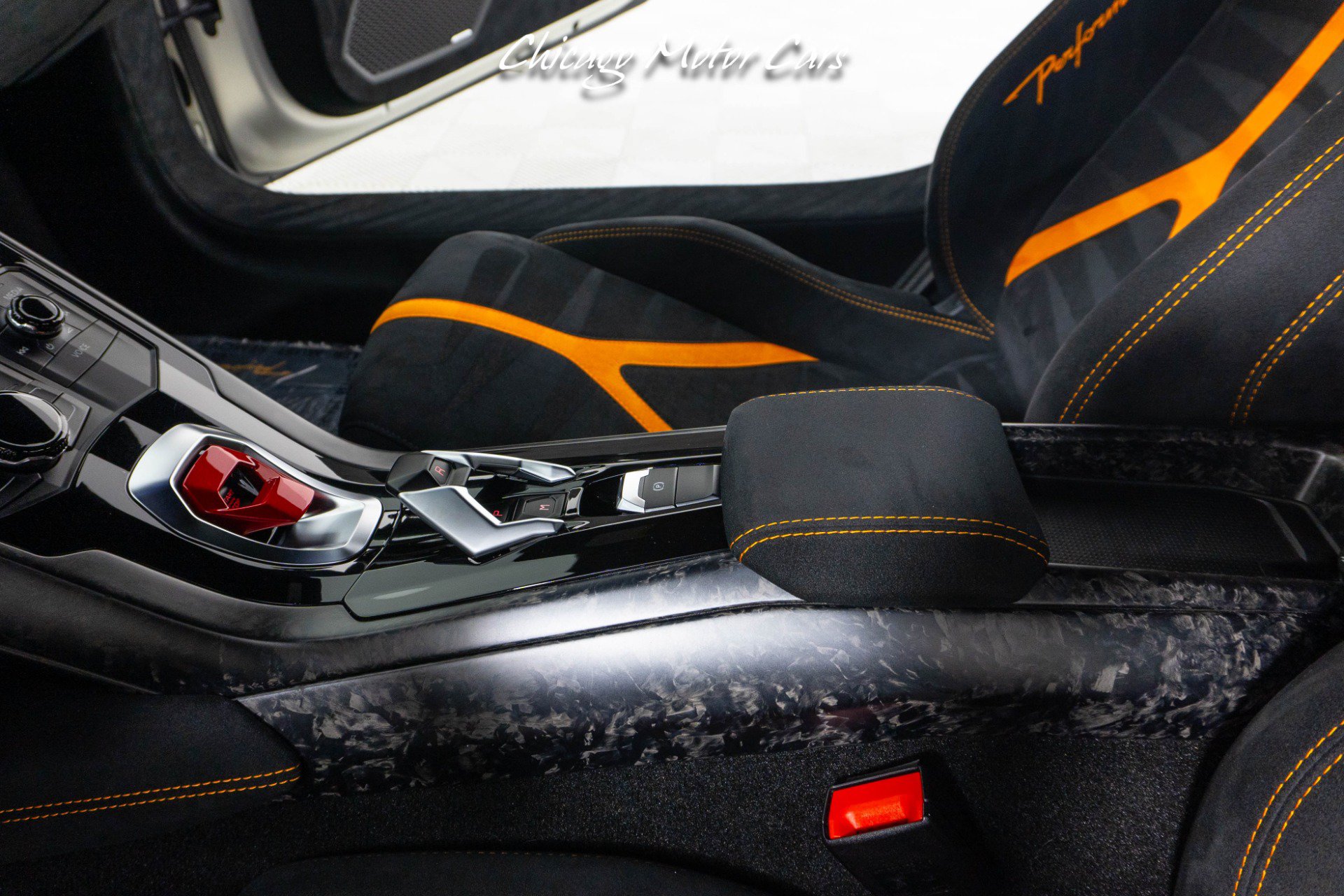 Used 2018 Lamborghini Huracan AWD/4WD image 33