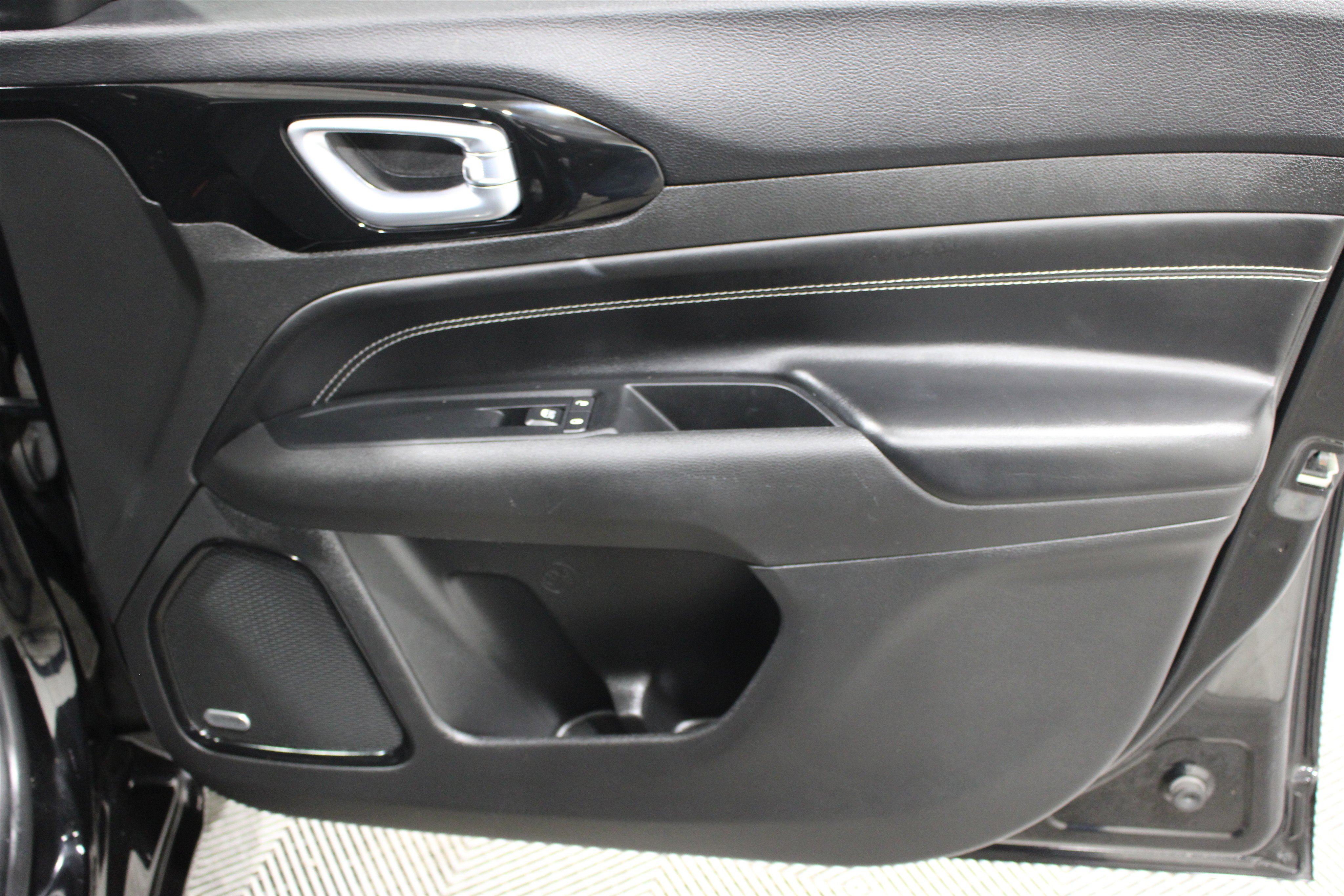 Used 2022 Jeep Compass High Altitude image 29