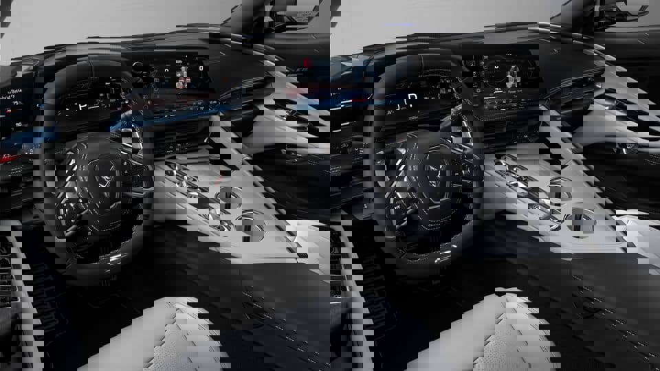 New 2026 Chevrolet Corvette E-Ray image 13