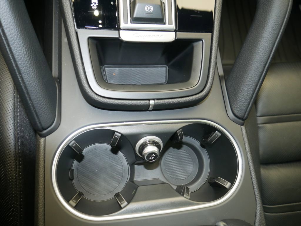 Certified 2023 Porsche Cayenne AWD/4WD image 34