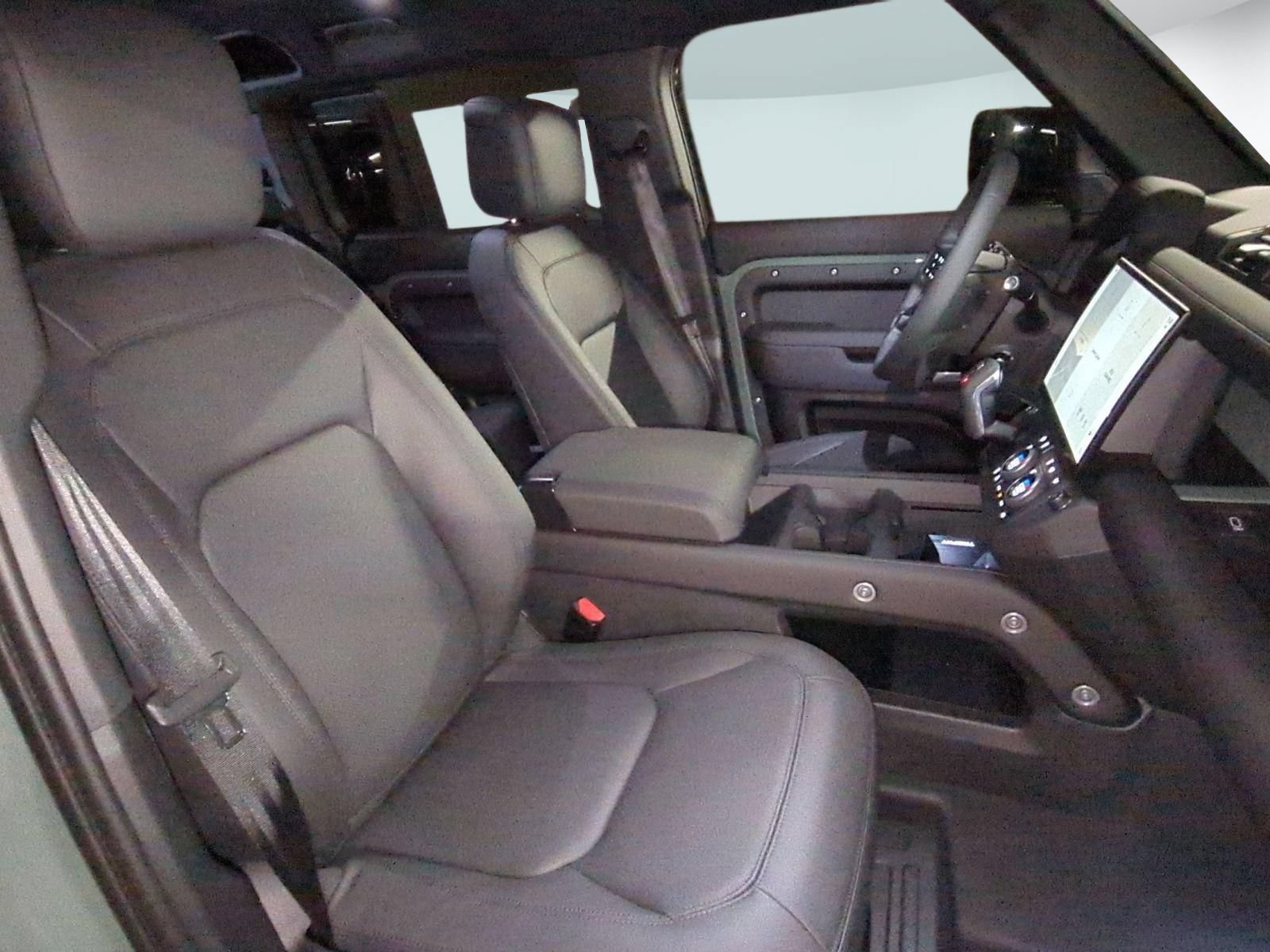 New 2026 Land Rover Defender 110 Trophy Edition AWD/4WD image 30