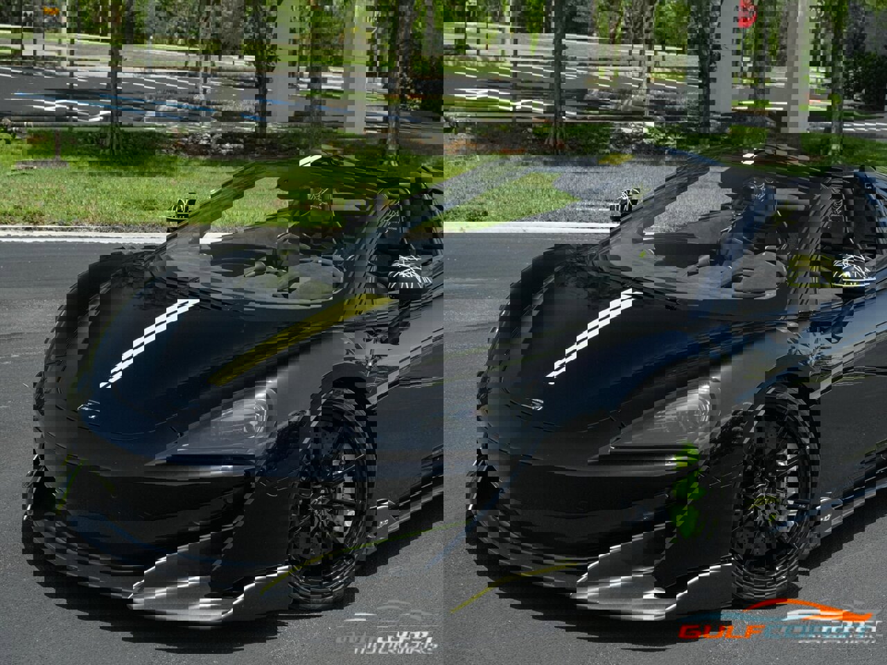 Used 2020 McLaren 600LT Spider image 12