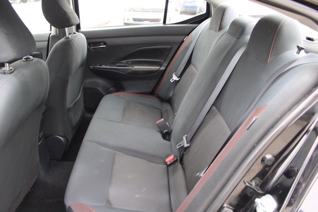 Used 2020 Nissan Versa SR image 24