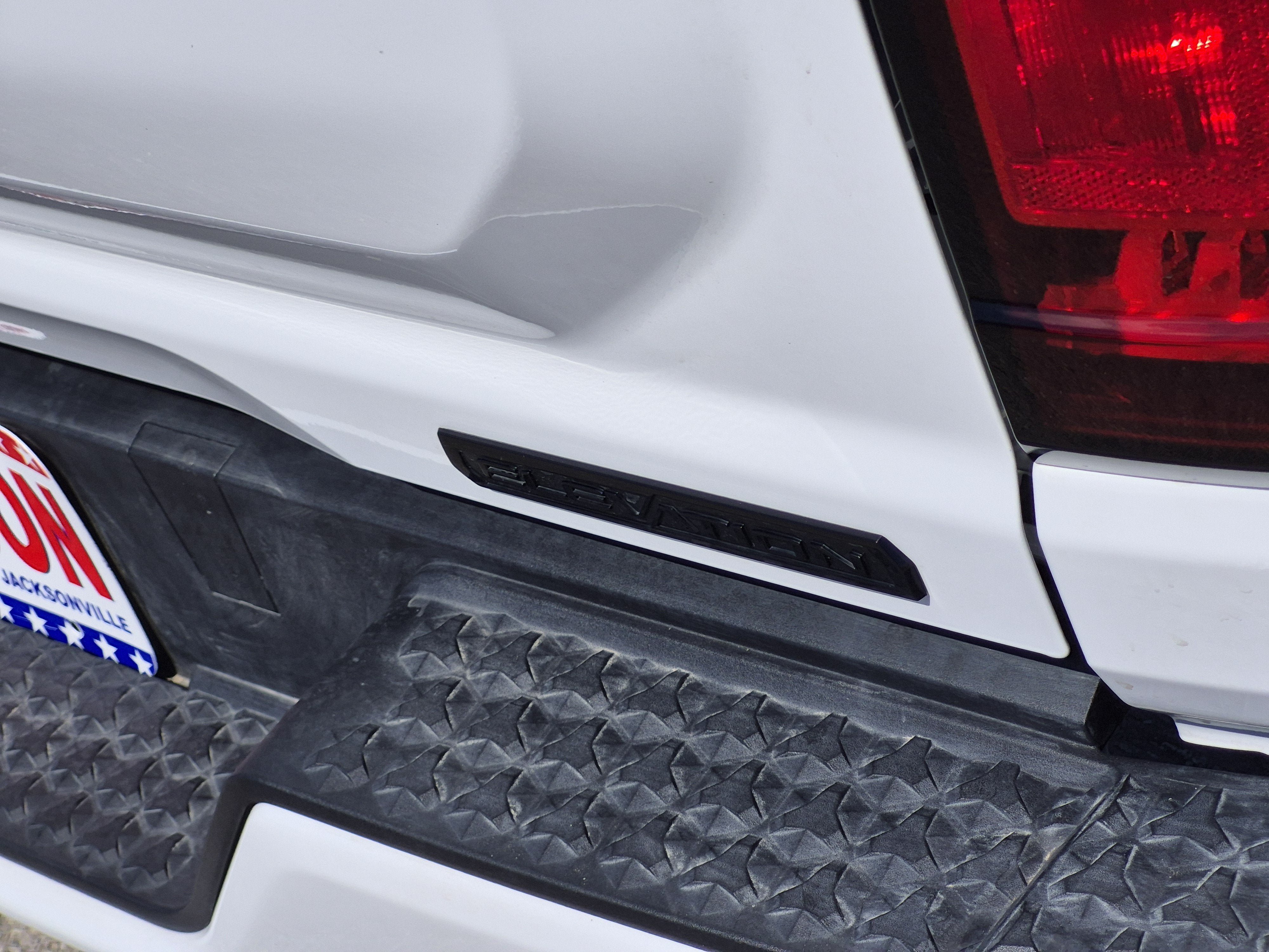 Used 2024 GMC Canyon Elevation w/ Convenience Package AWD/4WD image 9