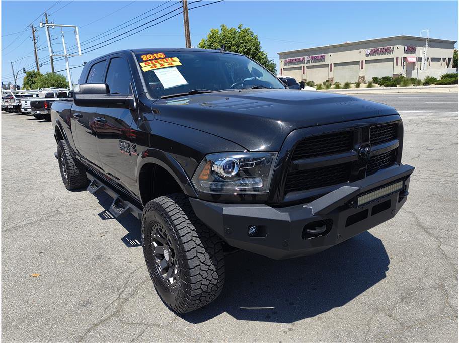Used 2016 RAM 2500 Laramie w/ Sport Appearance Group AWD/4WD image 2