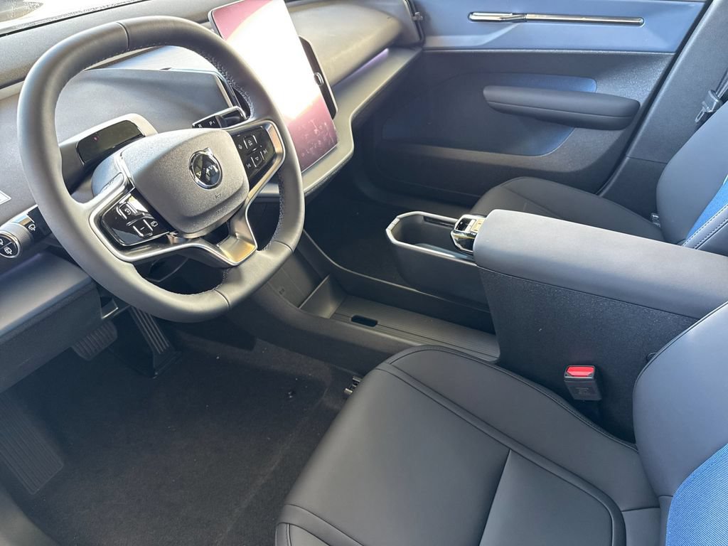 New 2026 Volvo EX30 Cross Country Ultra AWD/4WD image 9