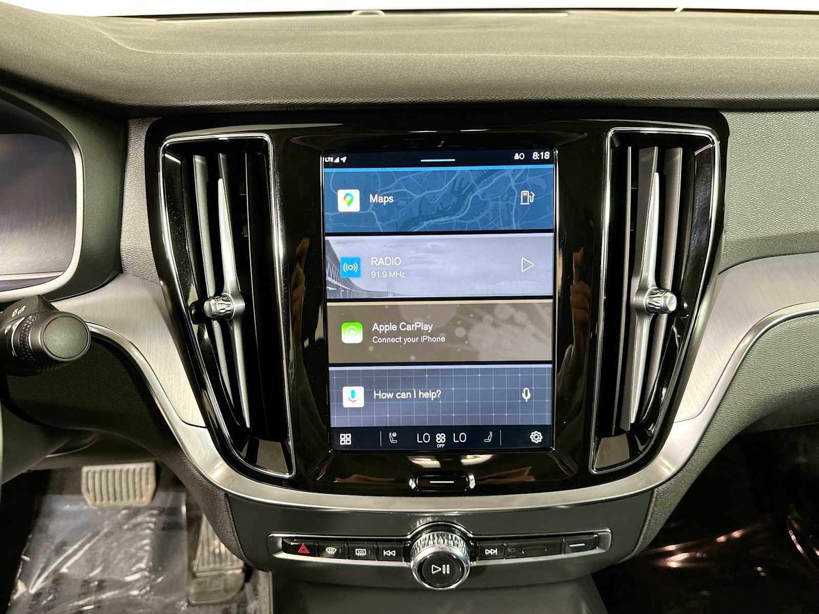 Used 2025 Volvo S60 B5 Core image 13