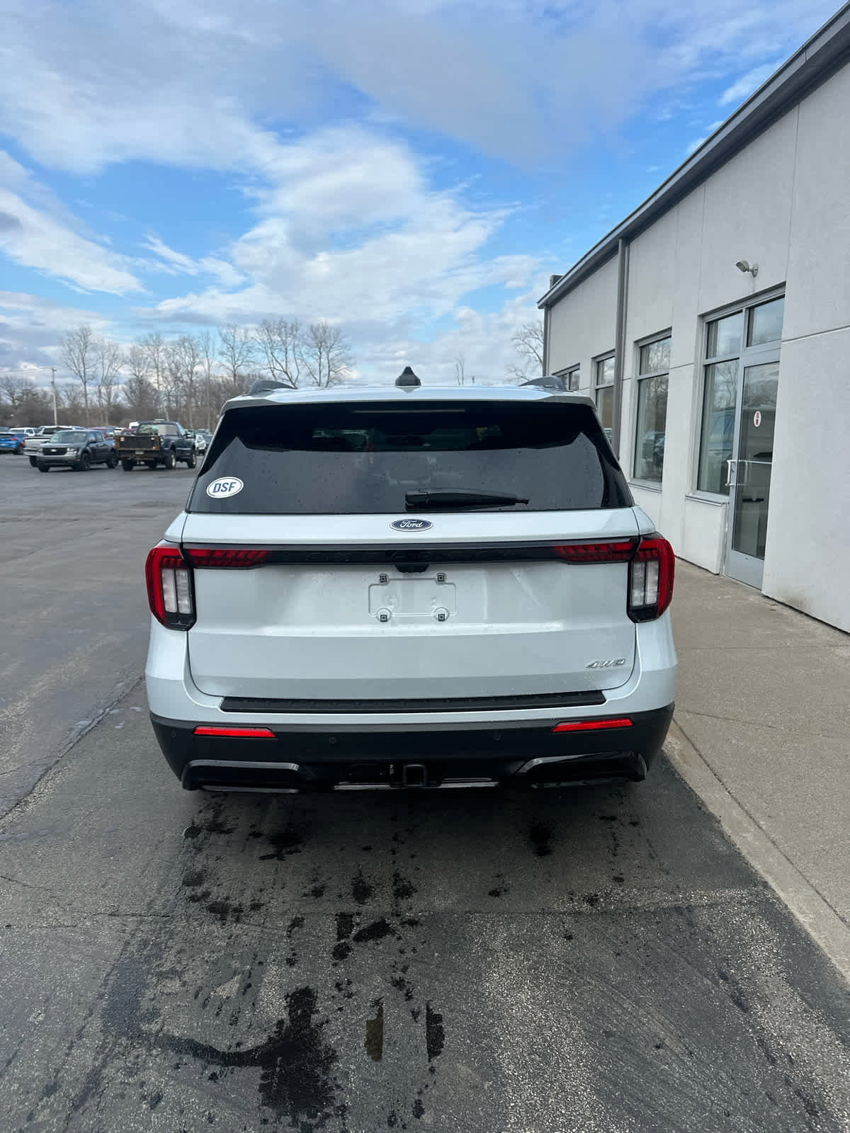 New 2026 Ford Explorer ST-Line w/ ST-Line Street Pack image 8