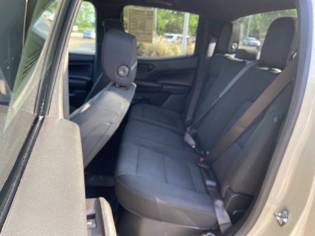 Used 2023 Chevrolet Colorado W/T image 16