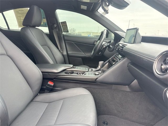 Used 2023 Lexus IS 350 F Sport image 32