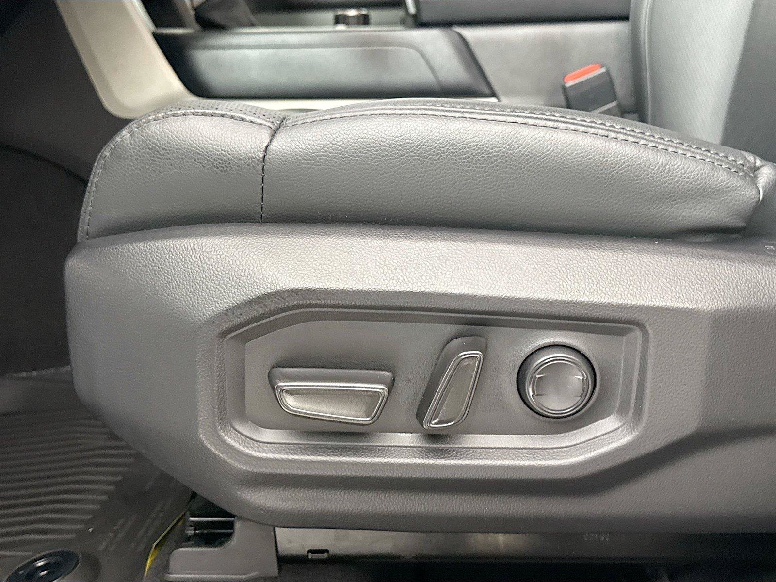 Used 2024 Toyota Tundra SR5 w/ SR5 Premium Package AWD/4WD image 28