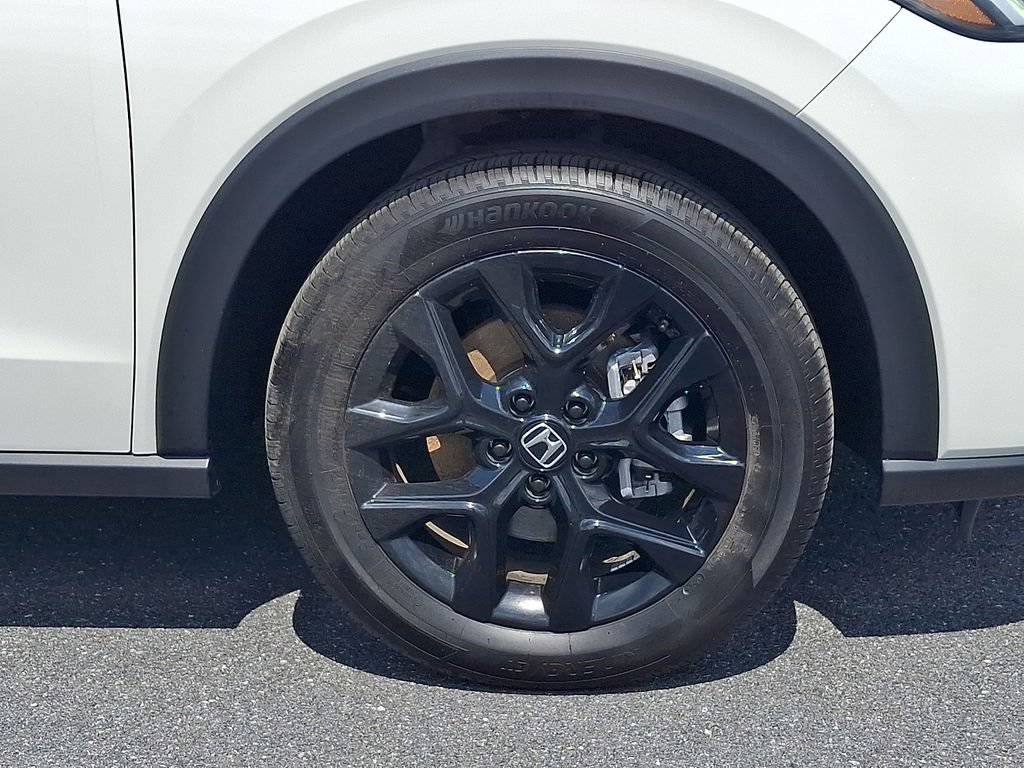 Used 2025 Honda HR-V Sport image 8