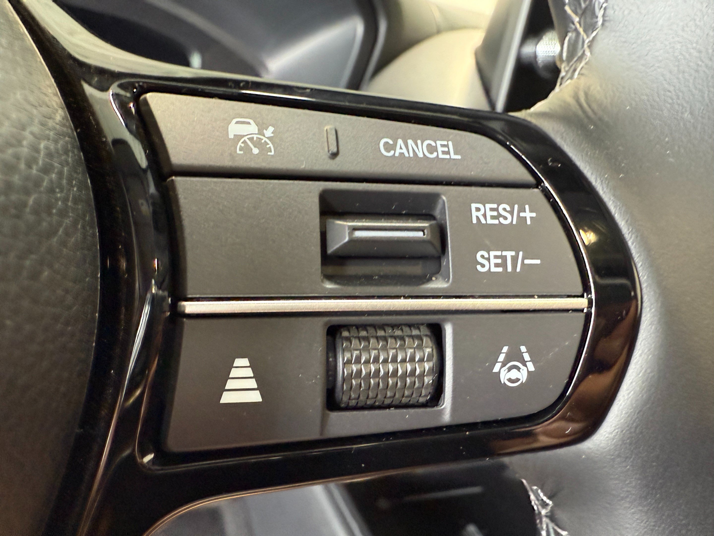 New 2026 Acura ADX FWD image 18