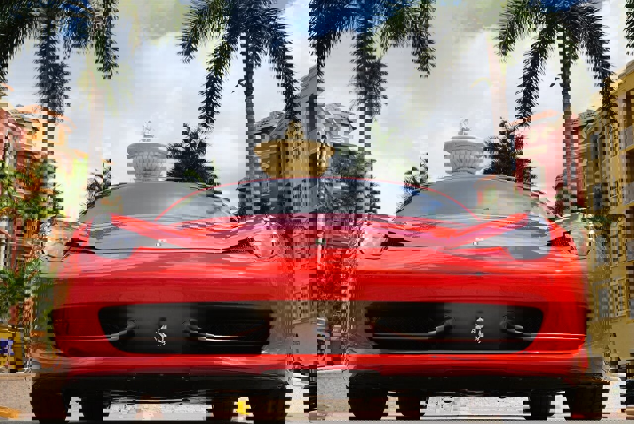 Used 2010 Ferrari 458 Italia Coupe RWD image 24