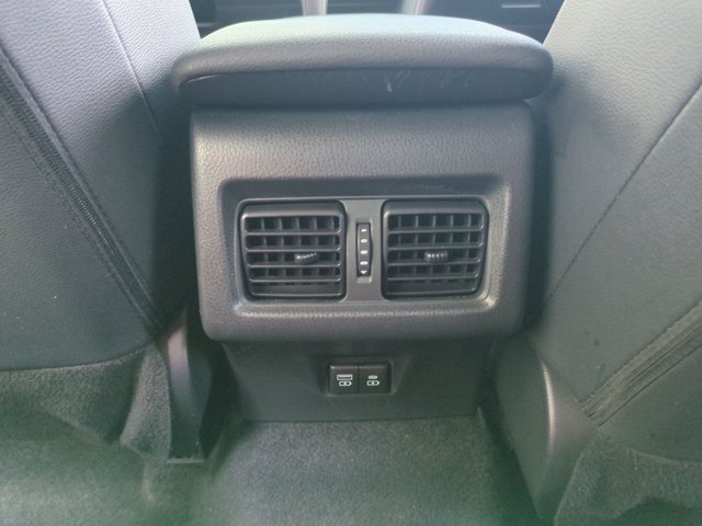 Used 2025 Toyota Camry SE FWD image 17