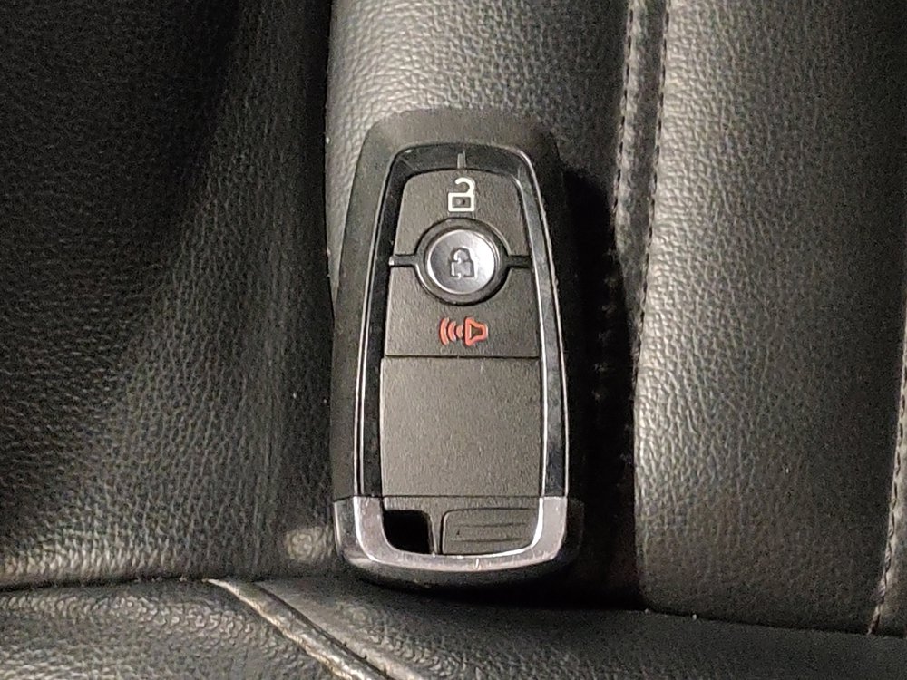 Used 2024 Ford Edge SEL image 32