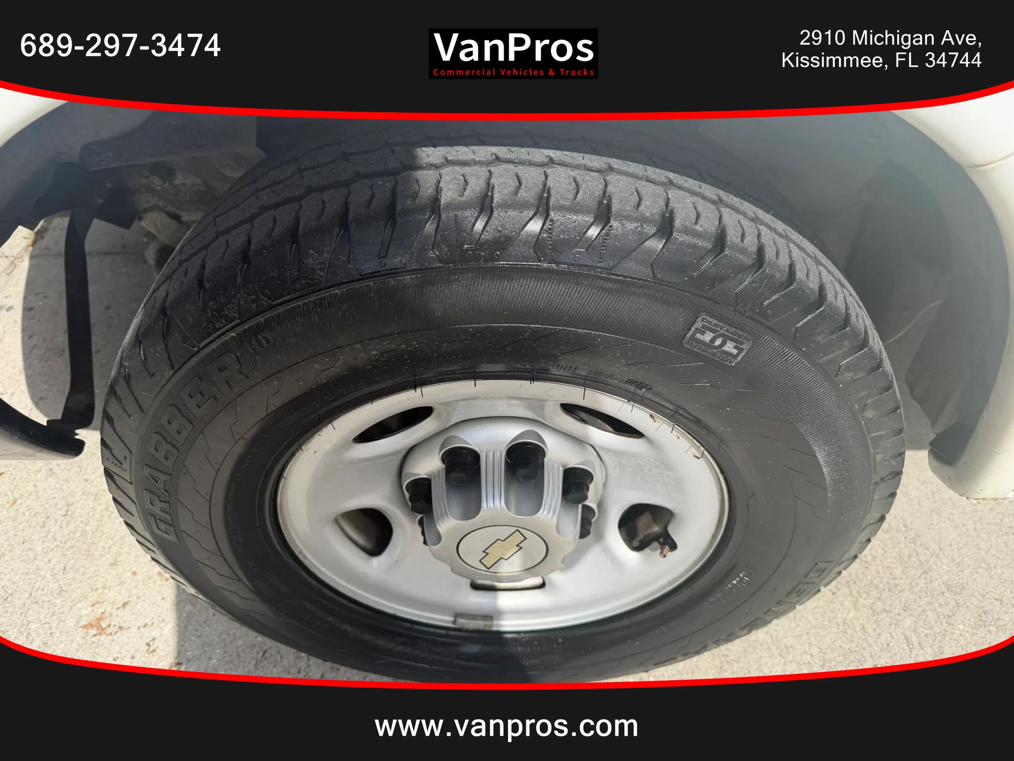 Used 2014 Chevrolet Express 3500 Extended RWD image 17